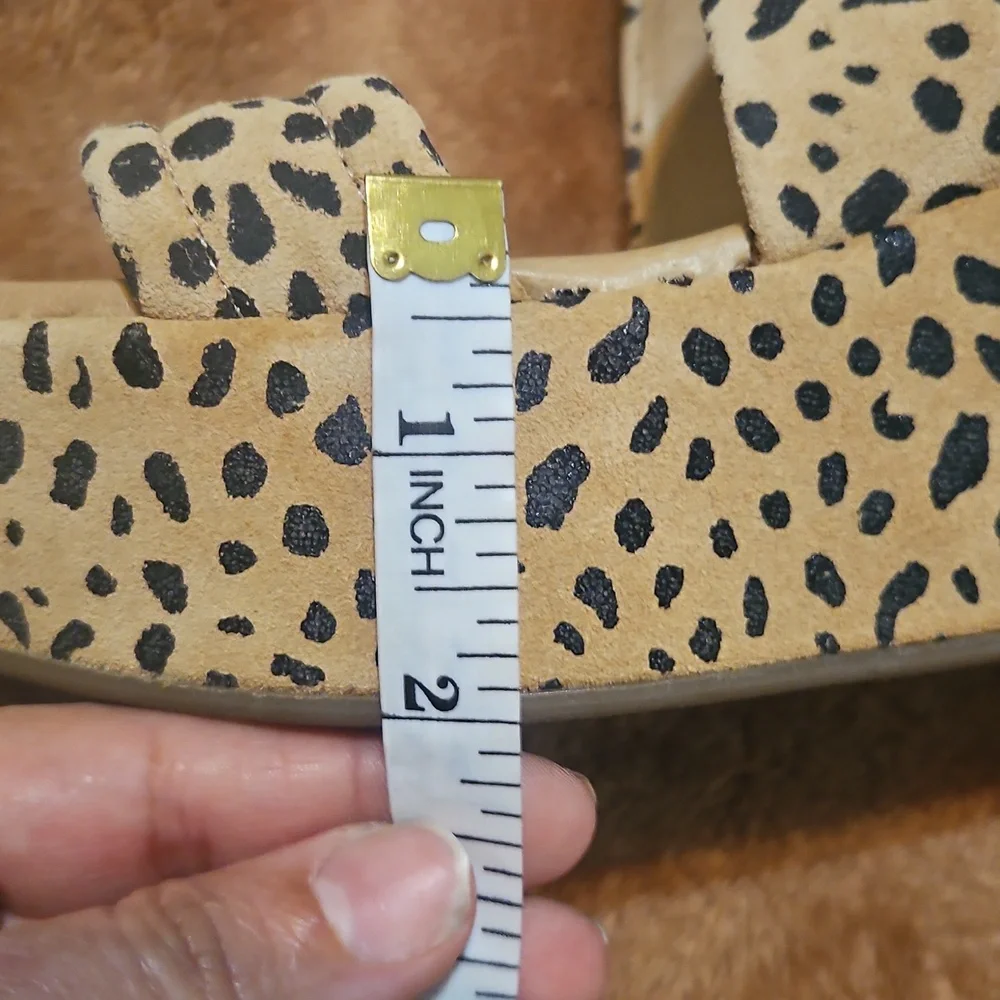 Women’s Platform Sandal - Beige Leopard Print